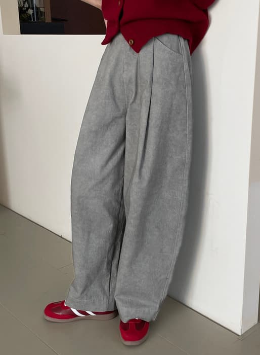 骨格ナチュラルタックワイドパンツ