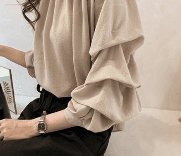 骨格ナチュラル袖フリルブラウストップス