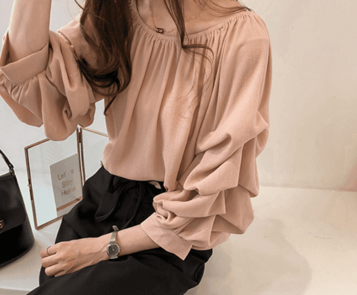 骨格ナチュラル袖フリルブラウストップス