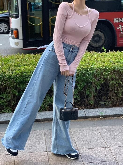 骨格ナチュラルワイドレッグデニムパンツ