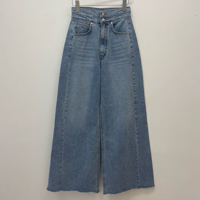 骨格ナチュラルワイドレッグデニムパンツ