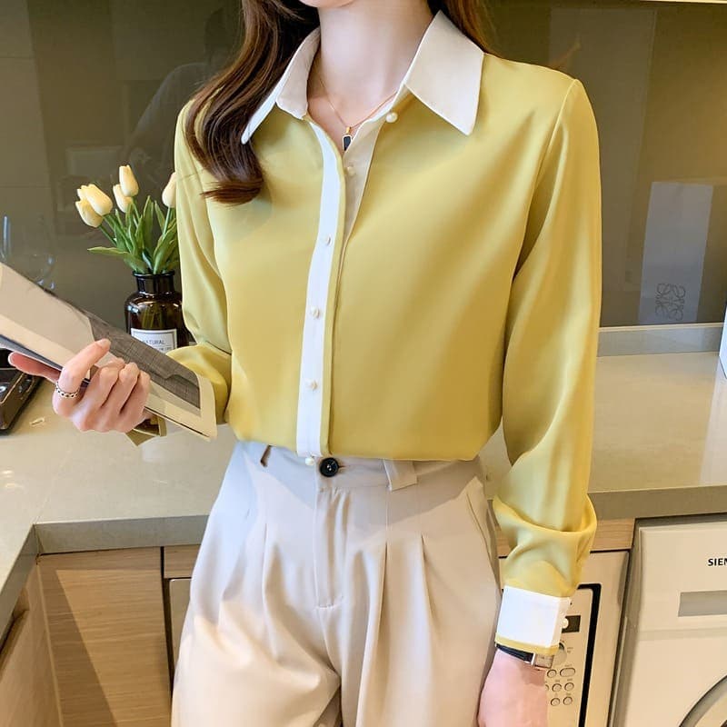 骨格ナチュラル 配色ブラウストップス