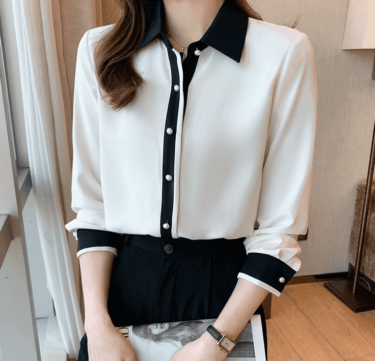 骨格ナチュラル 配色ブラウストップス