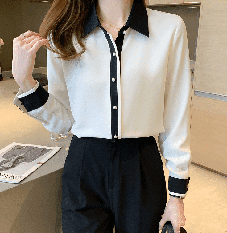 骨格ナチュラル 配色ブラウストップス