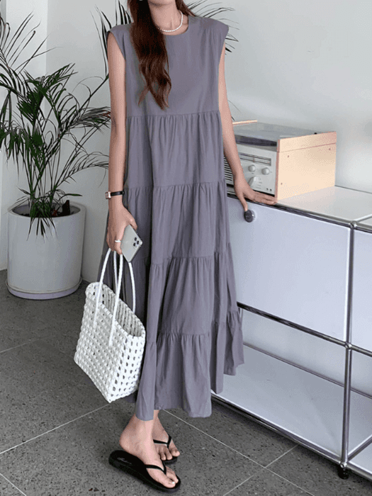 骨格ナチュラルノースリーブティアードワンピース