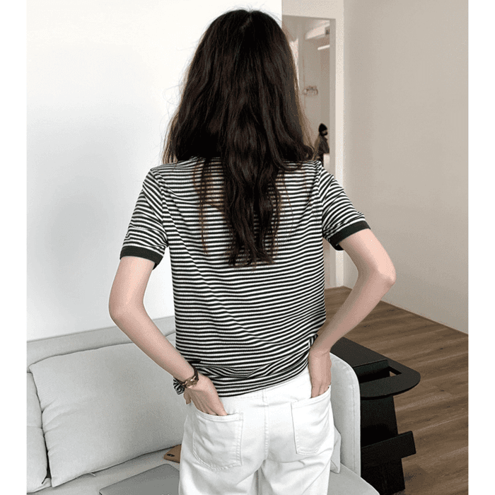 骨格ナチュラルラウンドネックボーダーTシャツトップス