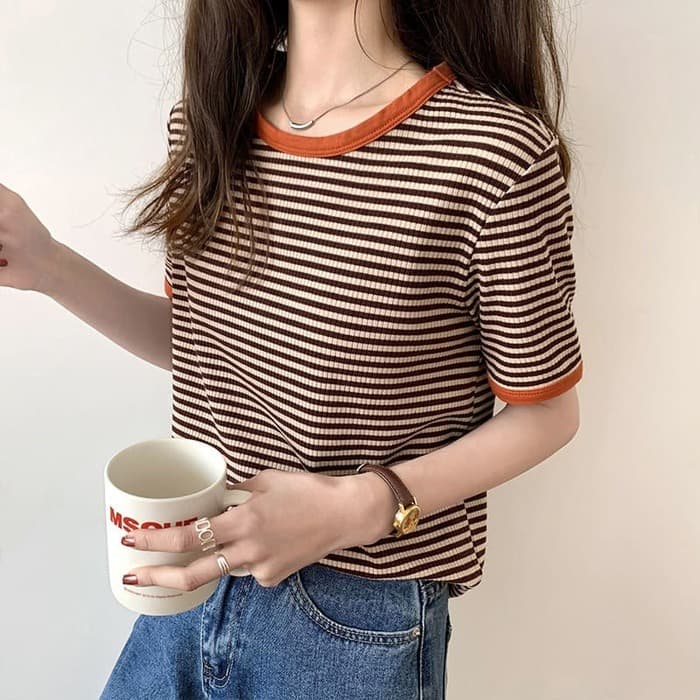 骨格ナチュラルラウンドネックボーダーTシャツトップス