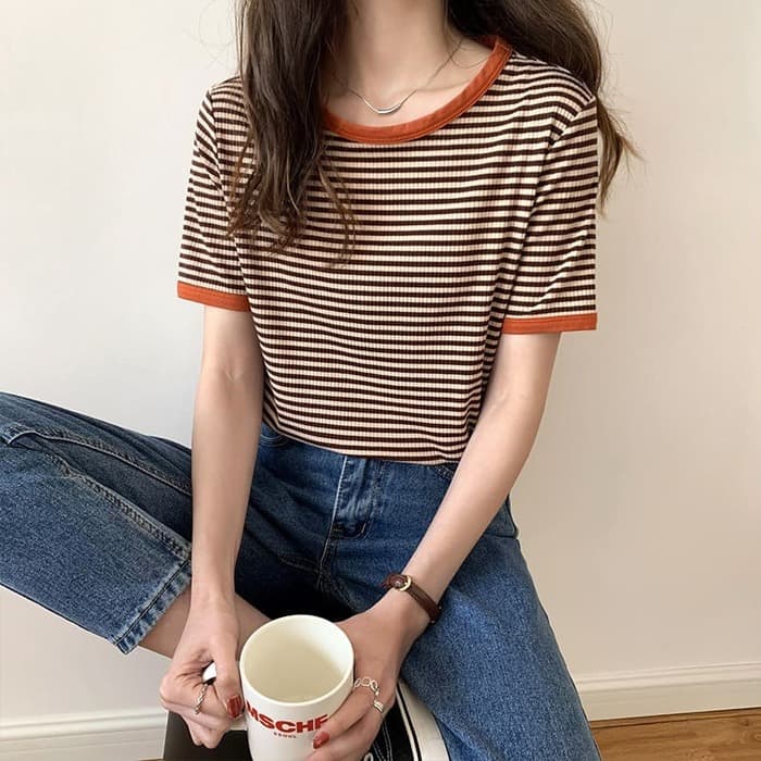 骨格ナチュラルラウンドネックボーダーTシャツトップス